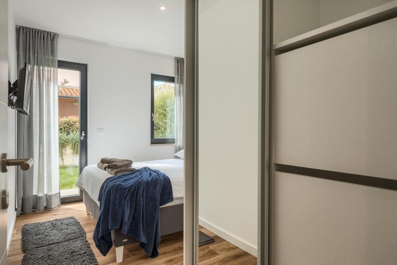 Belvedere Holidays Novigrad  Екстер'єр фото