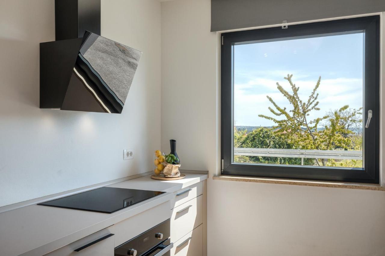 Belvedere Holidays Novigrad  Екстер'єр фото